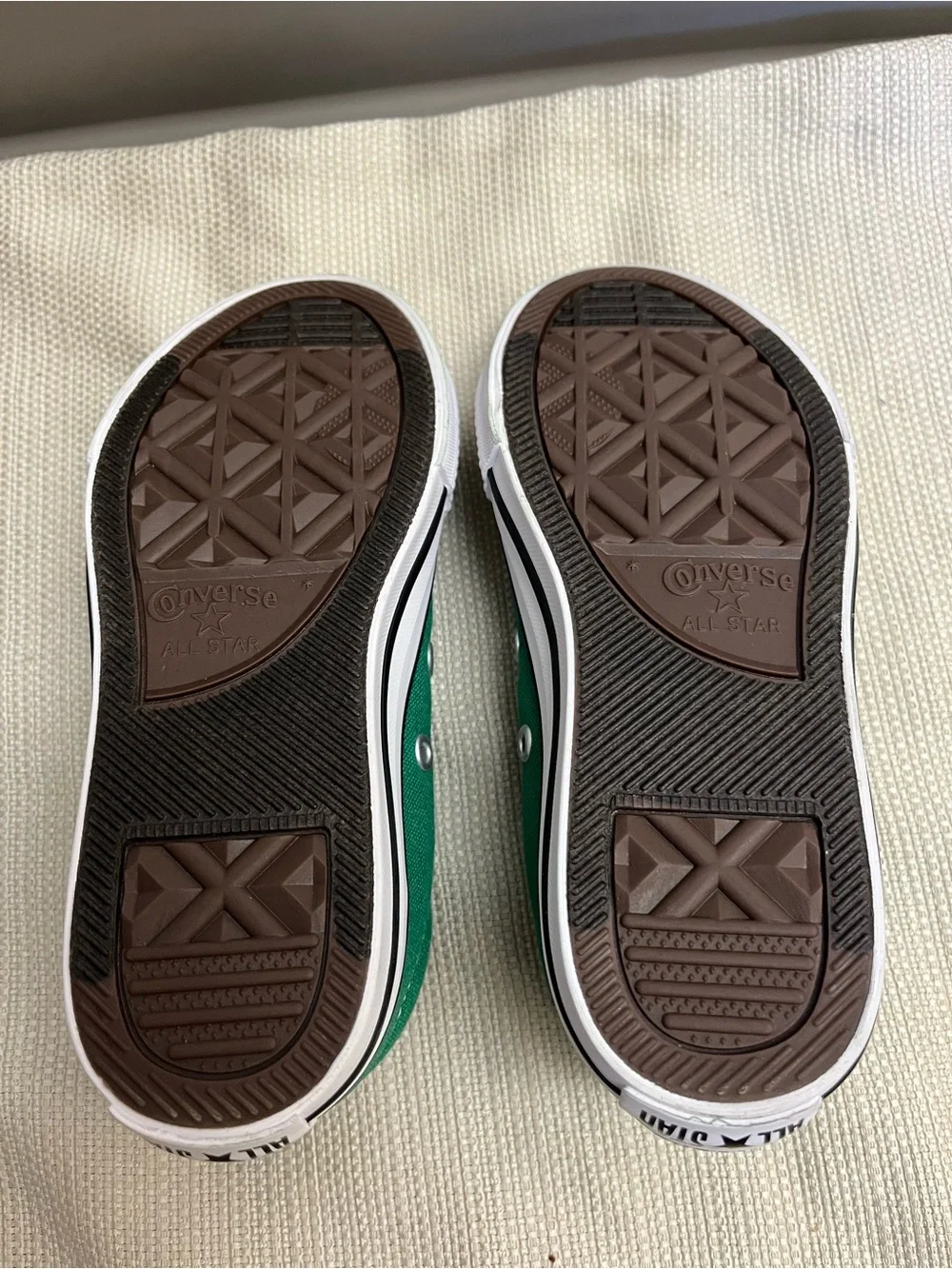 Converse Kids Low Top Canvas Sneakers - Green with White Accents Size Youth 12